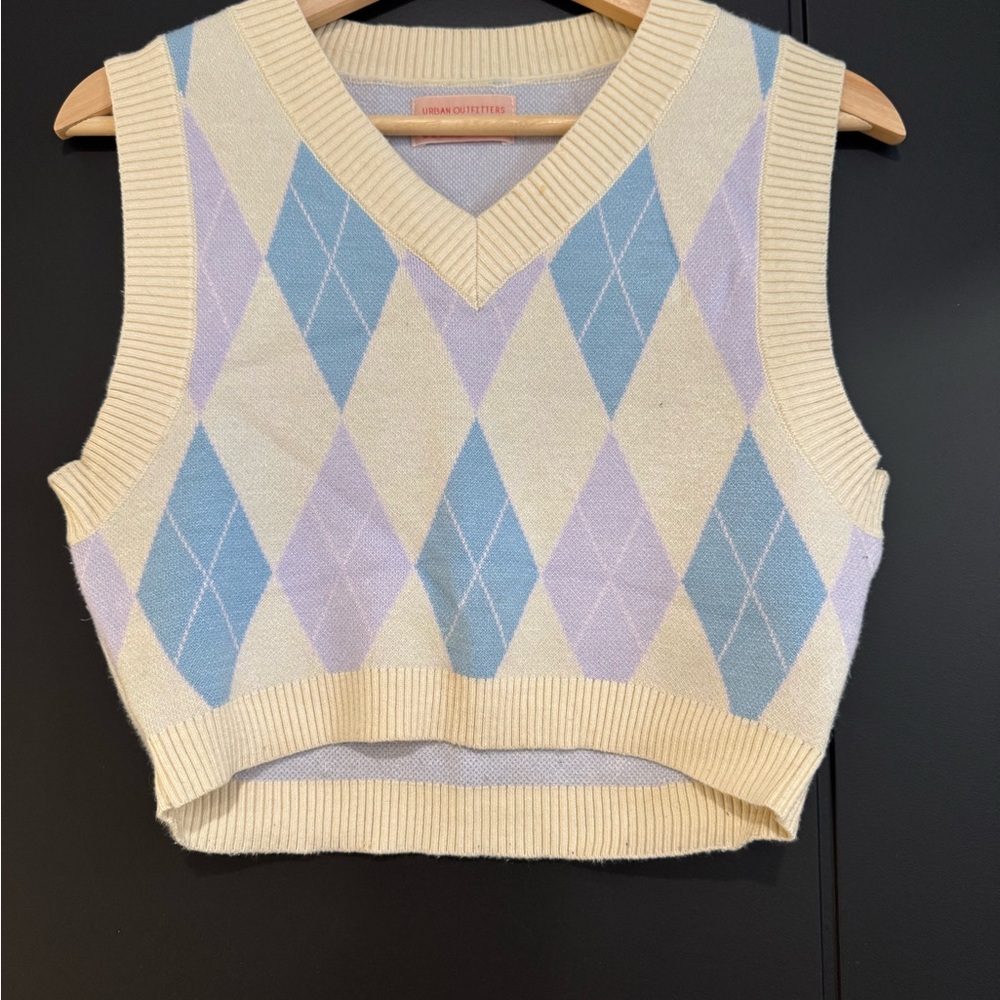 Urban Outfitters Cream and Blue Knit Sweater